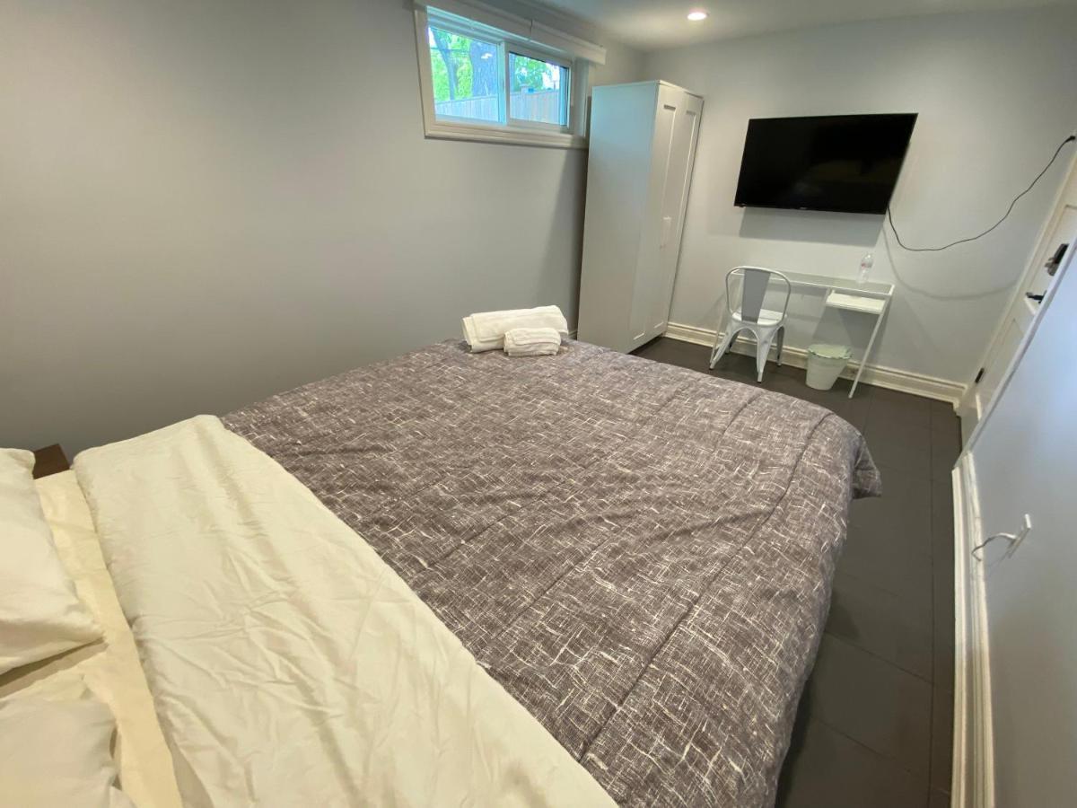 تورونتو Yonge And Finch Subway !U Spacious & Cozy Private Bdr With Shared Bathroom المظهر الخارجي الصورة