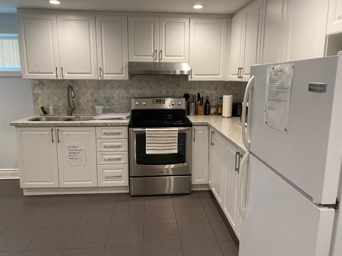 تورونتو Yonge And Finch Subway !U Spacious & Cozy Private Bdr With Shared Bathroom المظهر الخارجي الصورة